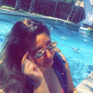 Meet your Posher, Flor